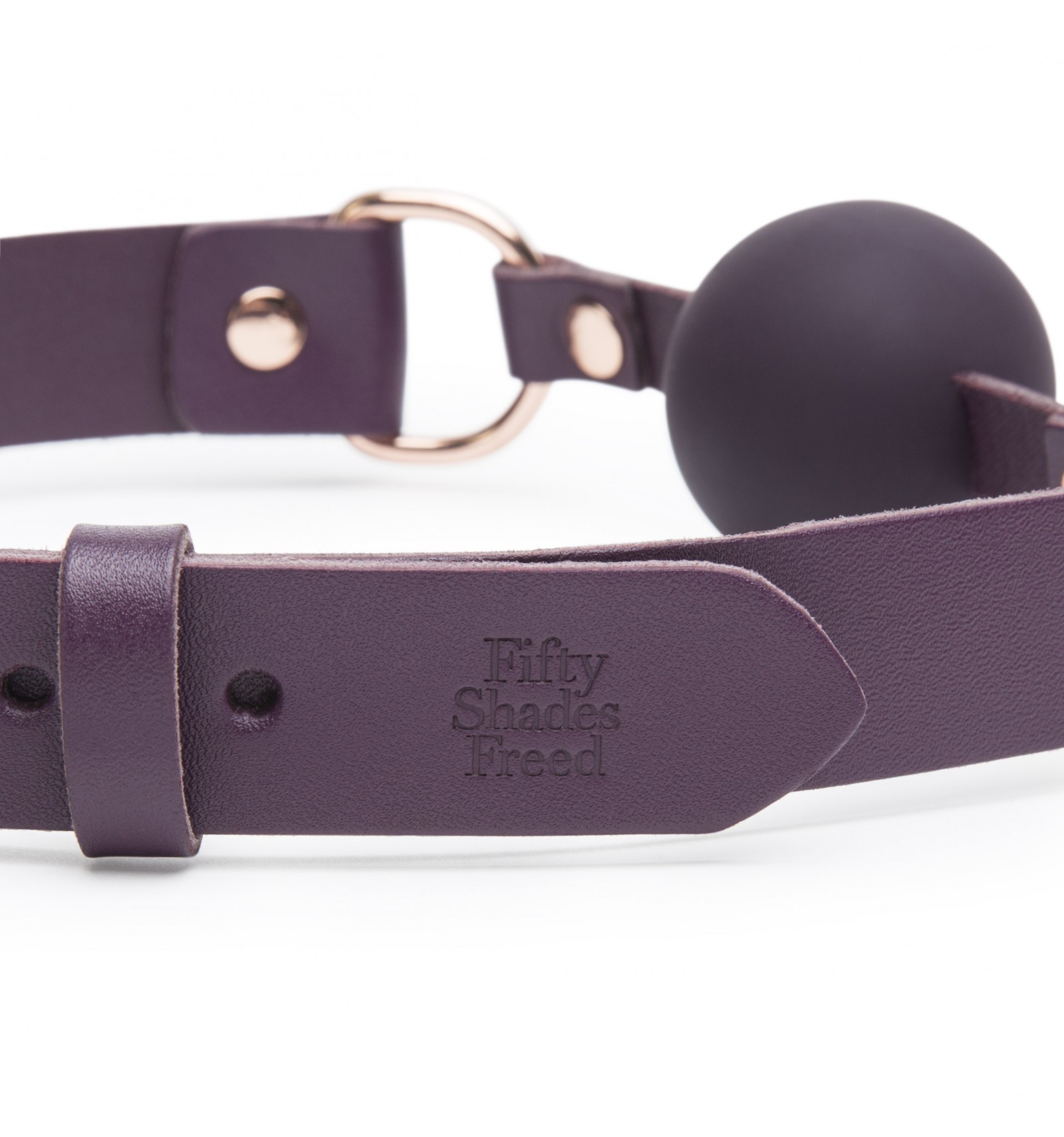 fifty-shades-freed-cherished-collection-leather-ball-gag